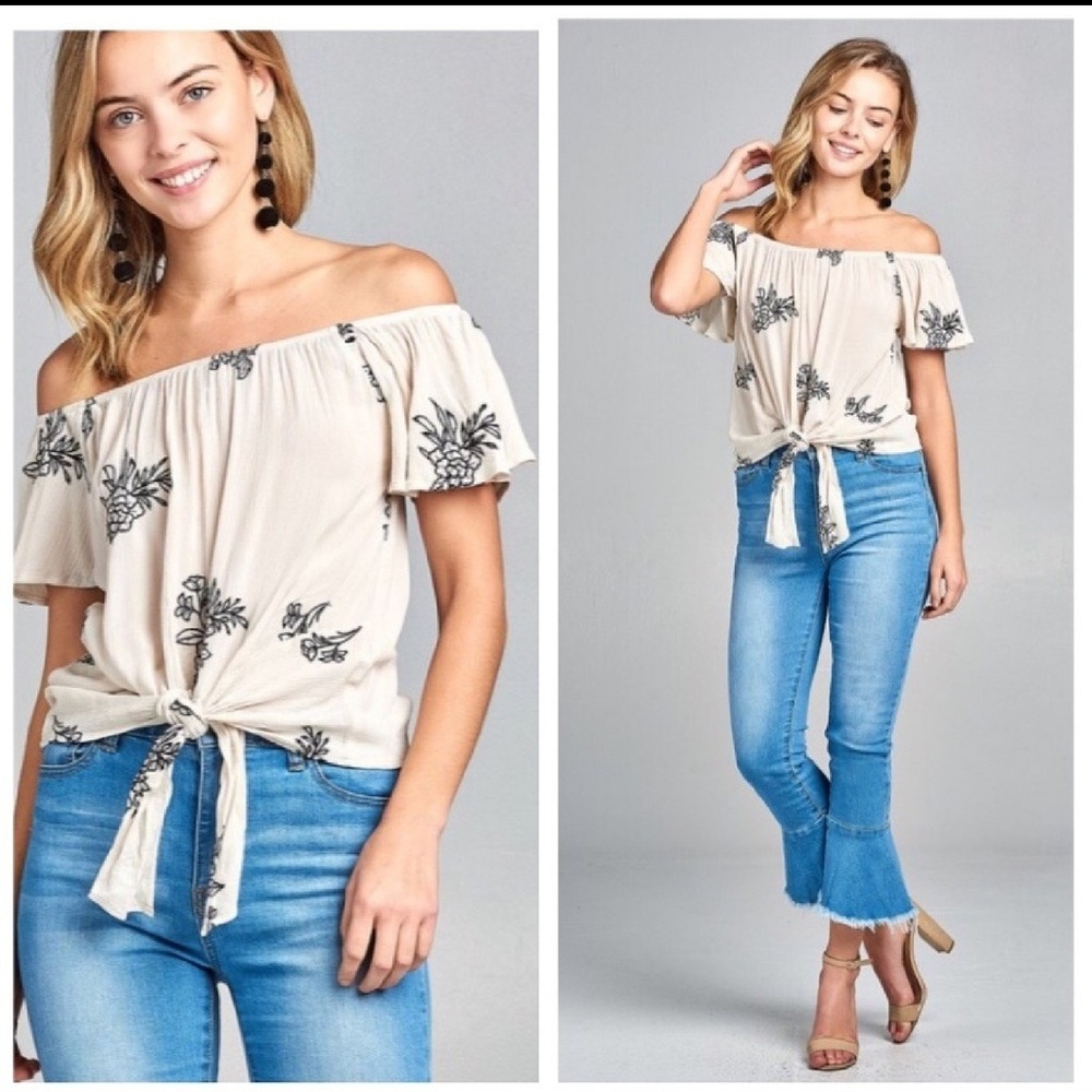 Nwt Cream Embroidered Off Shoulder Tie Top - Picture 5 of 5